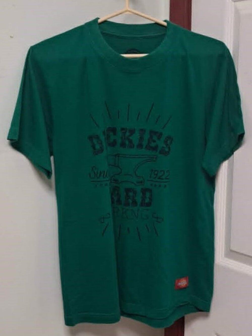 Dickies Graphic T-Shirt Short Sleeve Crewneck Heritage Anvil Tee Excellent Shape